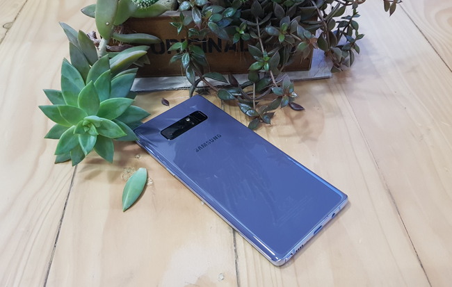 ngam galaxy note8 mau tim khoi hut hon phai dep hinh anh 14