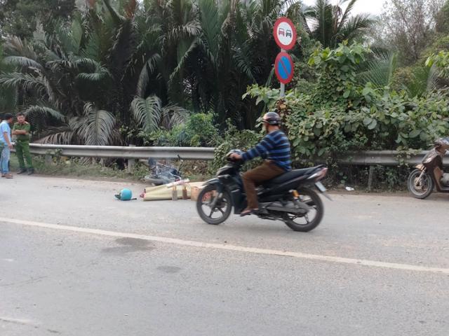 Xe ben chạy vào giờ cấm, cán chết người rồi phóng đi