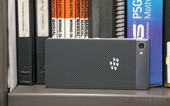 blackberry motion