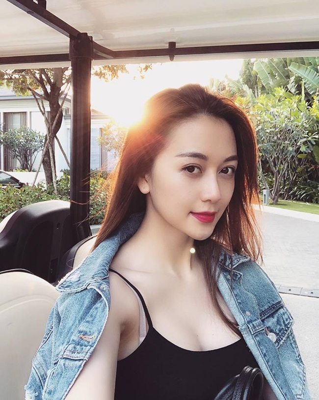 nguoi nhen u23vn bui tien dung cung phai choang voi 4 my nhan cung que hinh anh 3