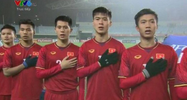 U23: Đội tuyển U23 là một trong những niềm hy vọng của bóng đá Việt Nam. Hình ảnh của các cầu thủ U23 sẽ khiến người xem cảm thấy đam mê và hào hứng để xem thêm về các màn trình diễn của các cầu thủ trẻ triển vọng này. Bên cạnh đó, đội tuyển U23 cũng mang đến rất nhiều cảm xúc và kỷ niệm đáng nhớ cho người hâm mộ.