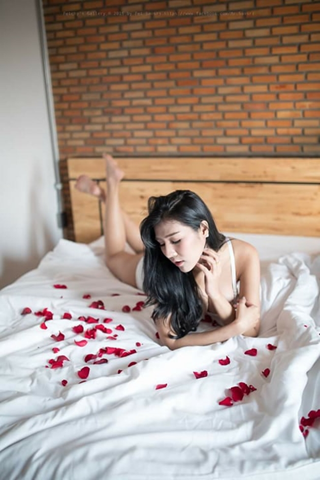 my nhan lay hoa hong che go bong dao khien bao trai tim loan nhip hinh anh 16