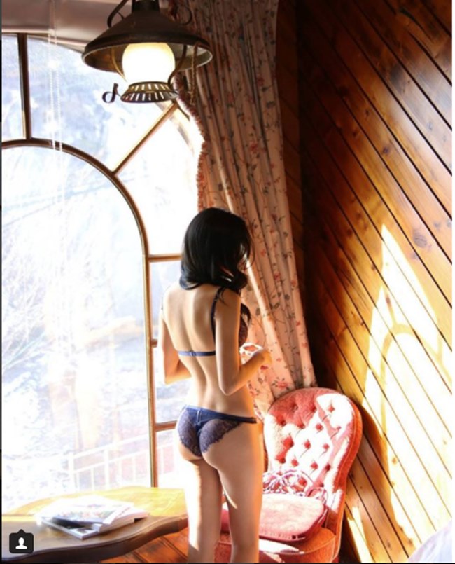 lee hee eun xu han qua goi cam ngay dau nam moi hinh anh 11