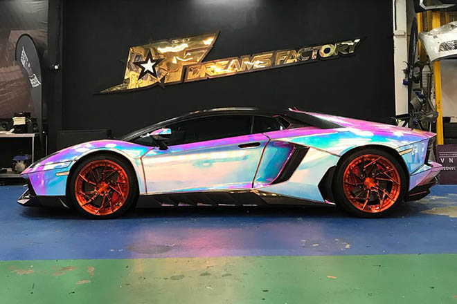 Lamborghini Aventador SV hologram: \