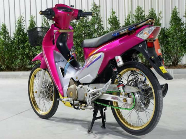 Honda Wave 125 độ phanh đua, vành vàng cuốn hút