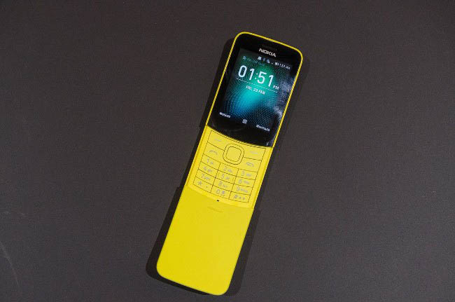 can canh nokia 8110 moi truy cap 4g, gia 2,2 trieu dong hinh anh 1