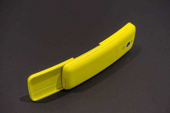 can canh nokia 8110 moi truy cap 4g, gia 2,2 trieu dong hinh anh 2