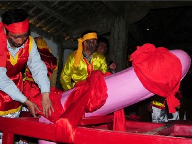 “Của quý” – tàng thinh tại lễ hội táo bạo nhất VN năm nay có gì đặc biệt?
