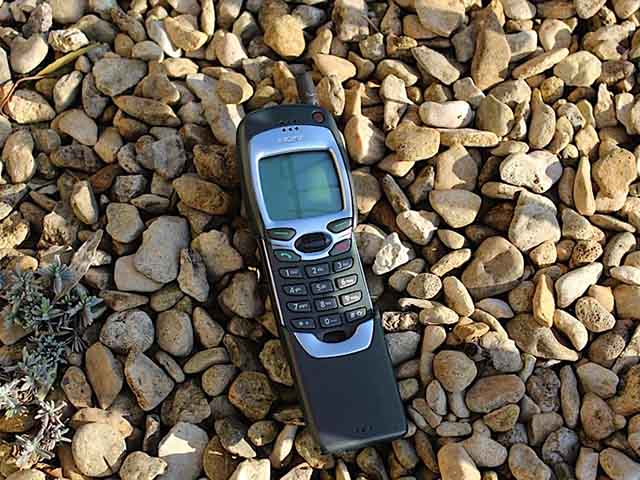 Sau Nokia 8110, cục gạch “1999” Nokia 7110 sẽ được hồi sinh?