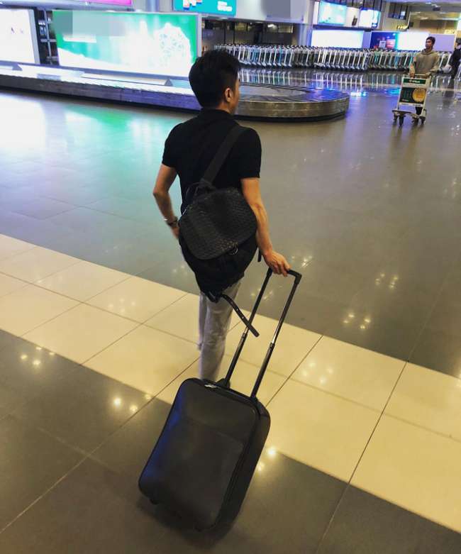 Thái Công lên tiếng trước hình ảnh bản thân tự xách vali đi du lịch