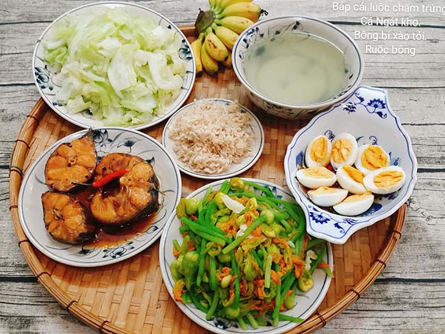 Cách Làm Món Mâm cơm gia đình của Yen Tran  Cookpad