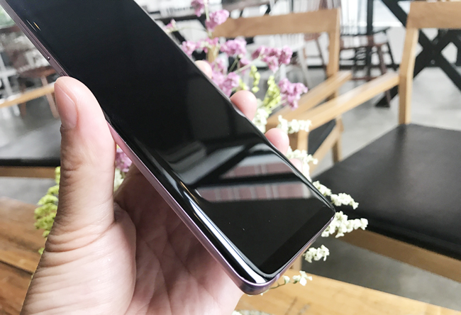 dap hop galaxy s9+: thiet ke dep lung linh, camera khung hinh anh 8