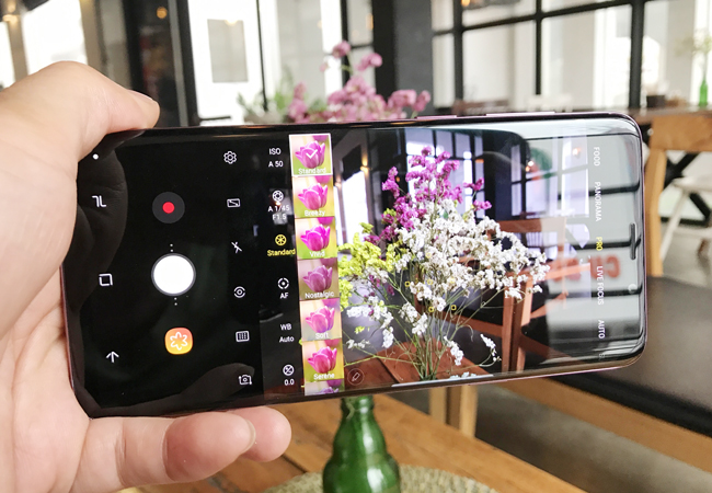 dap hop galaxy s9+: thiet ke dep lung linh, camera khung hinh anh 15