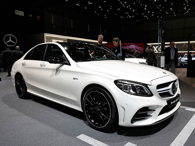 Loạt biến thể C-Class ra mắt giới hâm mộ tại Geneva