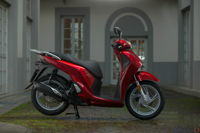 ngam honda sh150i ngoai: niem dam me cua trai viet hinh anh 2