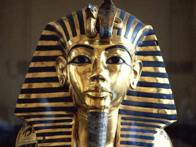 Điều bất ngờ về pharaoh đeo mặt nạ vàng nổi tiếng nhất Ai Cập cổ đại