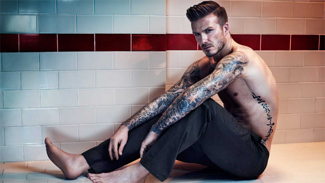 David Beckham khoe hình xăm thứ 33 do vợ tặng