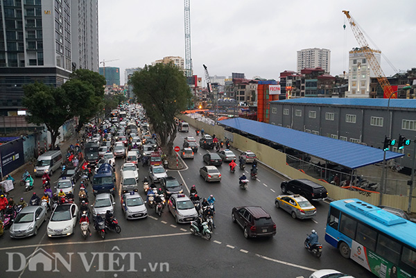 Sở Giao thông vận tải Hà Nội đảm bảo một số tuyến đường sẽ hoàn thành thi công trước dịp Tết nguyên đán sắp tới.