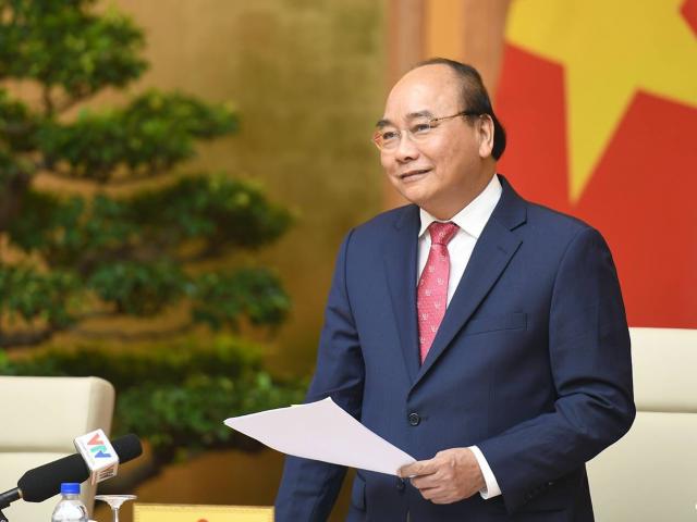 ĐT Việt Nam được Thủ tướng chúc mừng và đón ”mưa” thưởng từ các doanh nghiệp