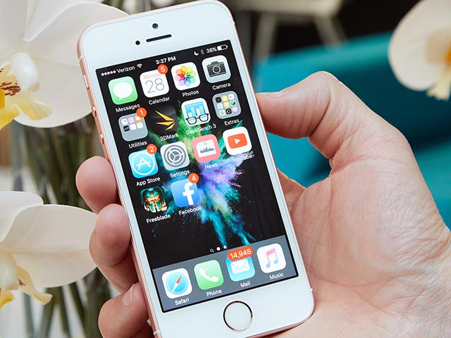 Apple bán lại iPhone SE với giá siêu rẻ, nhưng có nên mua?