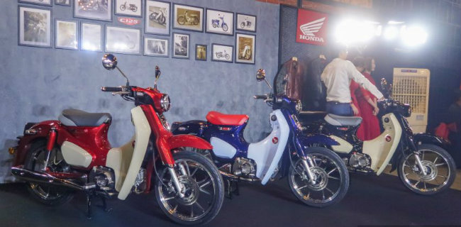 honda super cub 125 ve malaysia, re hon o viet nam 7 trieu dong hinh anh 1