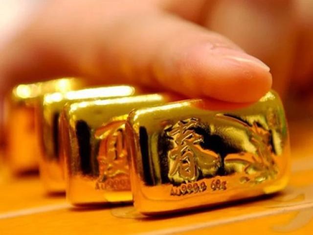 Giá vàng hôm nay 25/1: Vàng bị tranh mua, giá tăng sốc