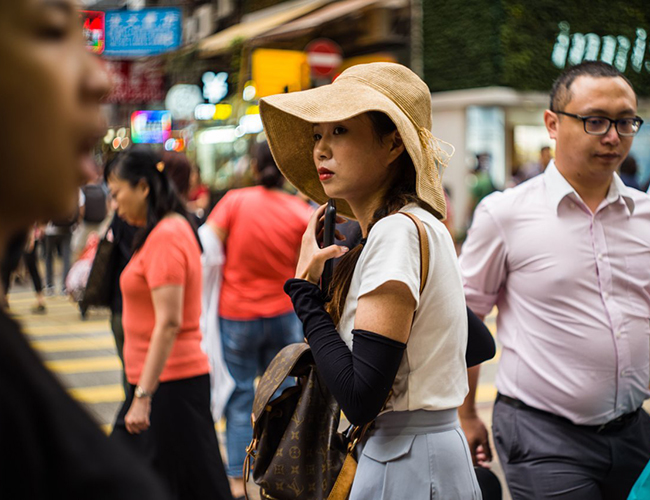 loi song xa hoa dien cuong cua cac ty phu hong kong hinh anh 4