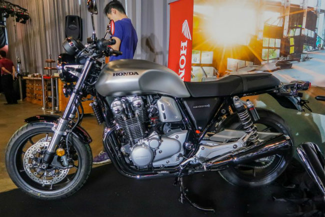 can canh 2019 honda cb1100rs gia suyt nua ty hut phai manh hinh anh 4