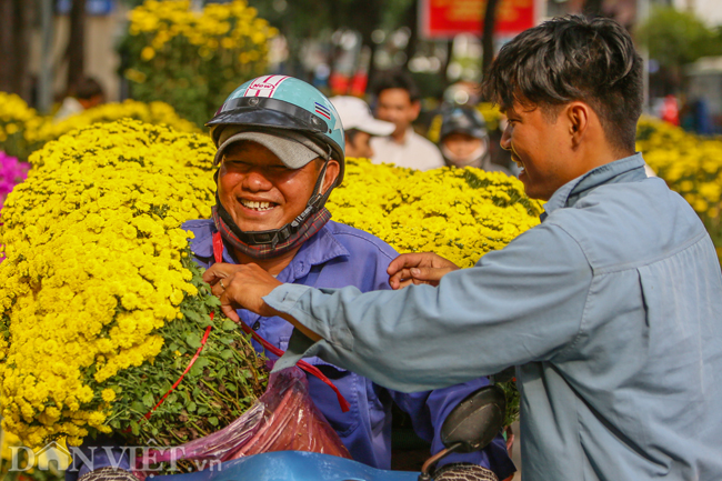 anh: cuc mien bien “soan ngoi” cuc mien tay ngay can tet nguyen dan hinh anh 5