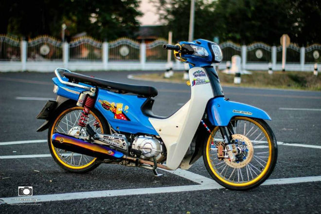 Honda Dream Thái độ đồ chơi độc tại Sài Gòn