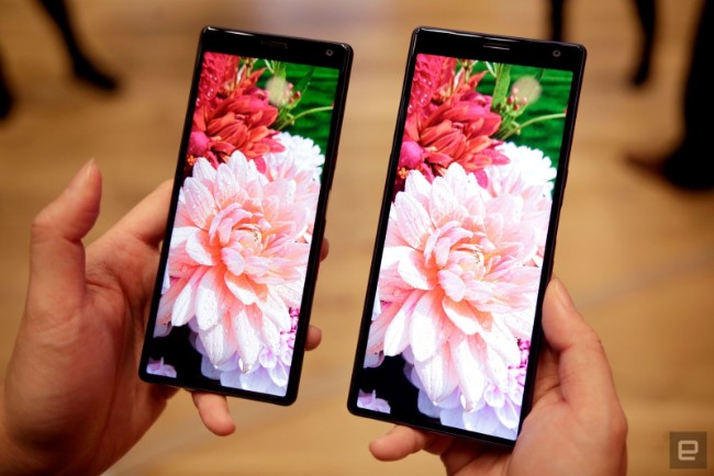 can canh xperia 10 va 10 plus thach thuc phan khuc tam trung hinh anh 13