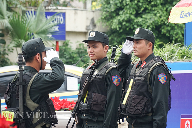 nhièu lop an ninh ỏ cac khach san truoc thuong dinh my - trieu hinh anh 10