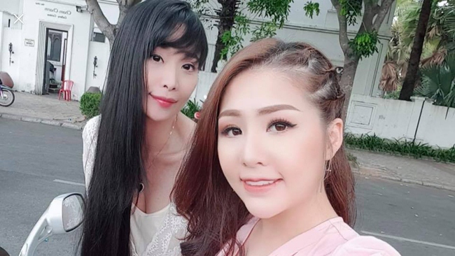 nu ca si ve body painting sexy, lay chong hon 8 tuoi gio ra sao? hinh anh 18