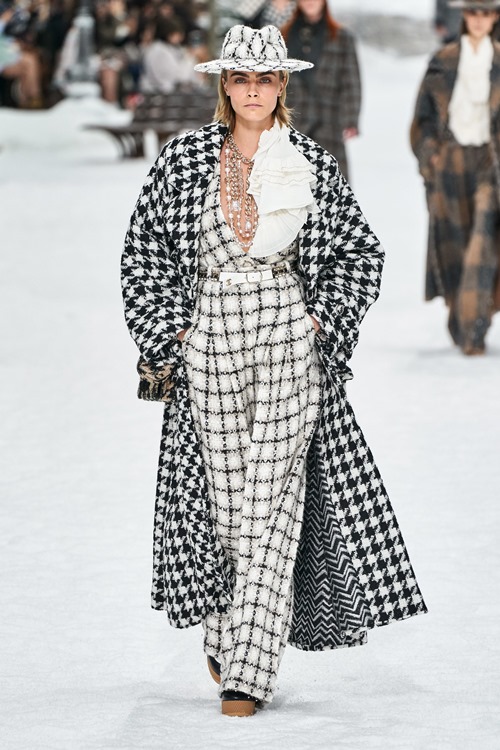 Những điều cần nhớ từ show diễn Chanel haute couture Thu Đông 20222023   Style Magazine