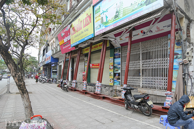 ha noi: nha tren pho dao tan dong loat... 