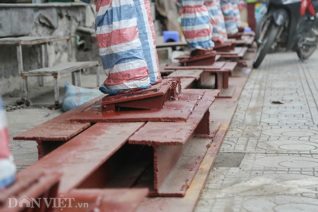 ha noi: nha tren pho dao tan dong loat... 