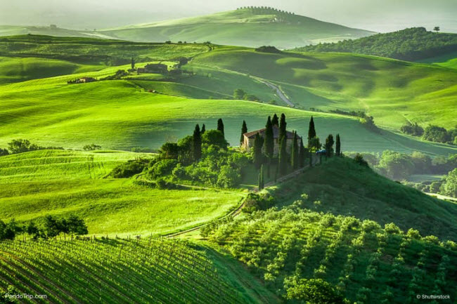 Italia là một trong những quốc gia có nhiều kỳ quan thiên nhiên đẹp nhất trên thế giới. Hãy cùng ngắm nhìn những hình ảnh tuyệt đẹp về các kỳ quan thiên nhiên của Italia để đắm mình trong vẻ đẹp và tinh tế của thiên nhiên nơi đây.