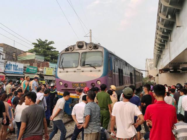 Mắc kẹt dưới gầm tàu hỏa, người đàn ông vẫn thoát chết thần kì