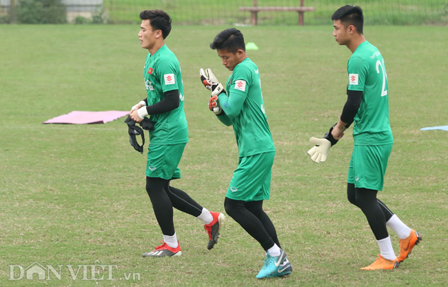 hlv park hang-seo tap chong day, chinh tung cau thu u23 viet nam hinh anh 12