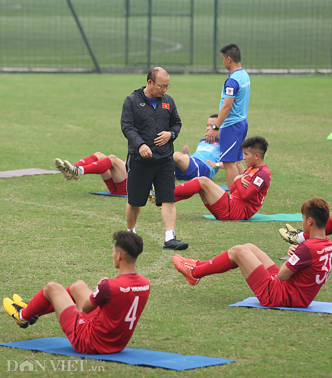 hlv park hang-seo tap chong day, chinh tung cau thu u23 viet nam hinh anh 6