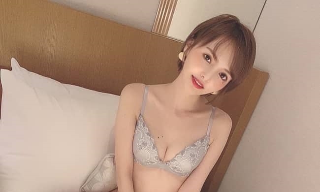 3 my nhan chuyen nghe lam dien vien 18+: do sexy thua xa co giao mam non hinh anh 14