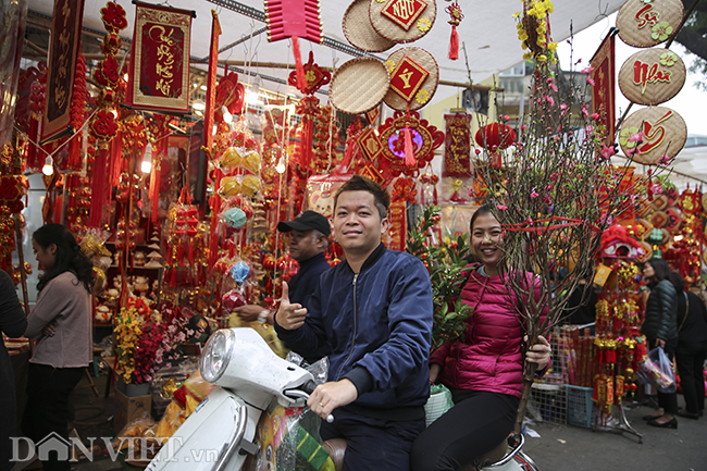 khong khi tet len loi khap pho phuong ha noi hinh anh 3