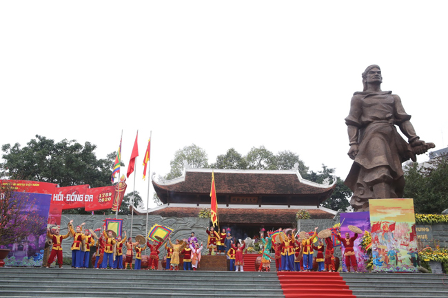 hang nghin nguoi du hoi go dong da trong gia lanh 14 do c hinh anh 6