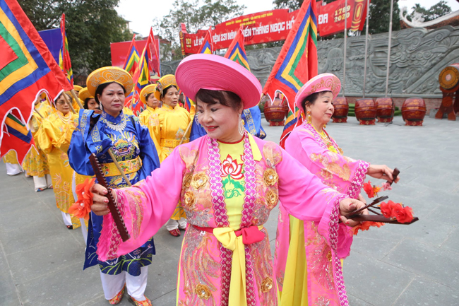 hang nghin nguoi du hoi go dong da trong gia lanh 14 do c hinh anh 2