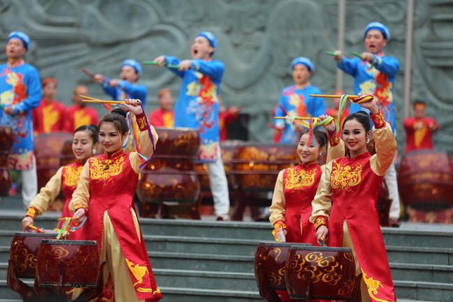 hang nghin nguoi du hoi go dong da trong gia lanh 14 do c hinh anh 9