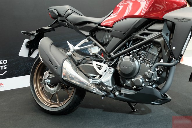 Giá xe Honda CB300R và khuyến mãi mới nhất 2023  Tinxe