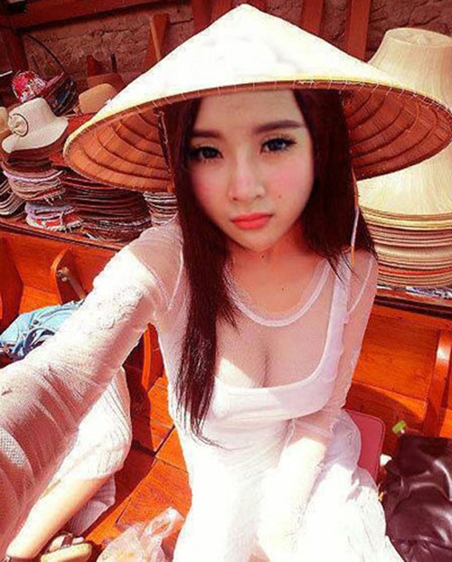 ao dai mong tang, ao dai lai ao tam khien my nhan viet bi chi trich du doi hinh anh 5