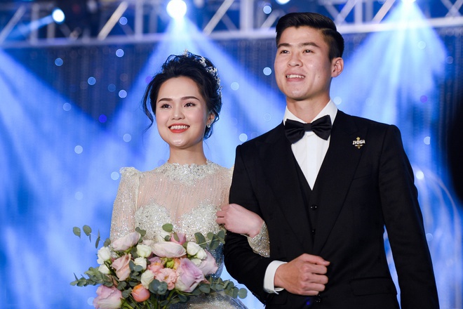 5 sao Việt thay váy cưới như chạy sô trong năm 2019 bộ nào cũng cầu kỳ  lộng lẫy chuẩn công chúa cổ tích