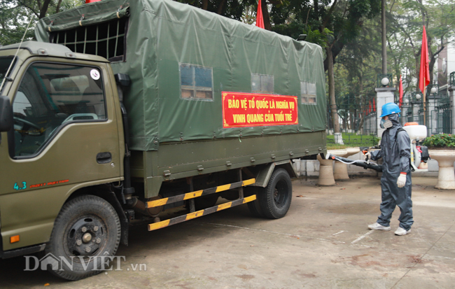 phun khu trung, do than nhiet tan binh len duong nhap ngu hinh anh 4