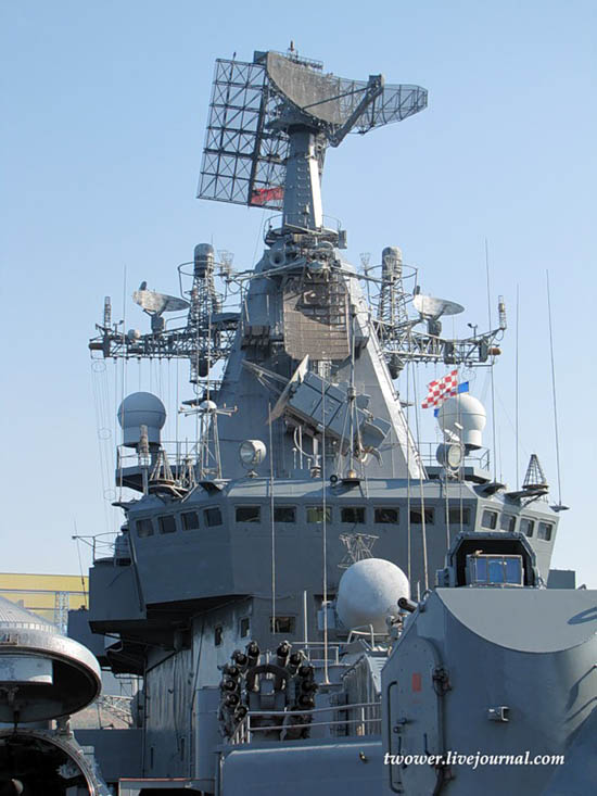 Khám phá tuần dương hạm Moscow của Hải quân Nga